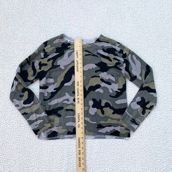 Philosophy Cashmere Camo Crew Neck Long Sleeve - Picture 6 of 7
